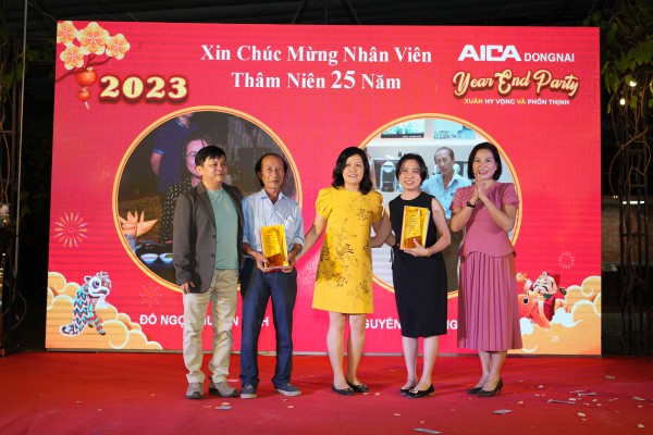 Giải thưởng cống hiến